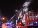 Feuer 3 Dachstuhlbrand Koeln Muelheim Gluecksburgstr P128